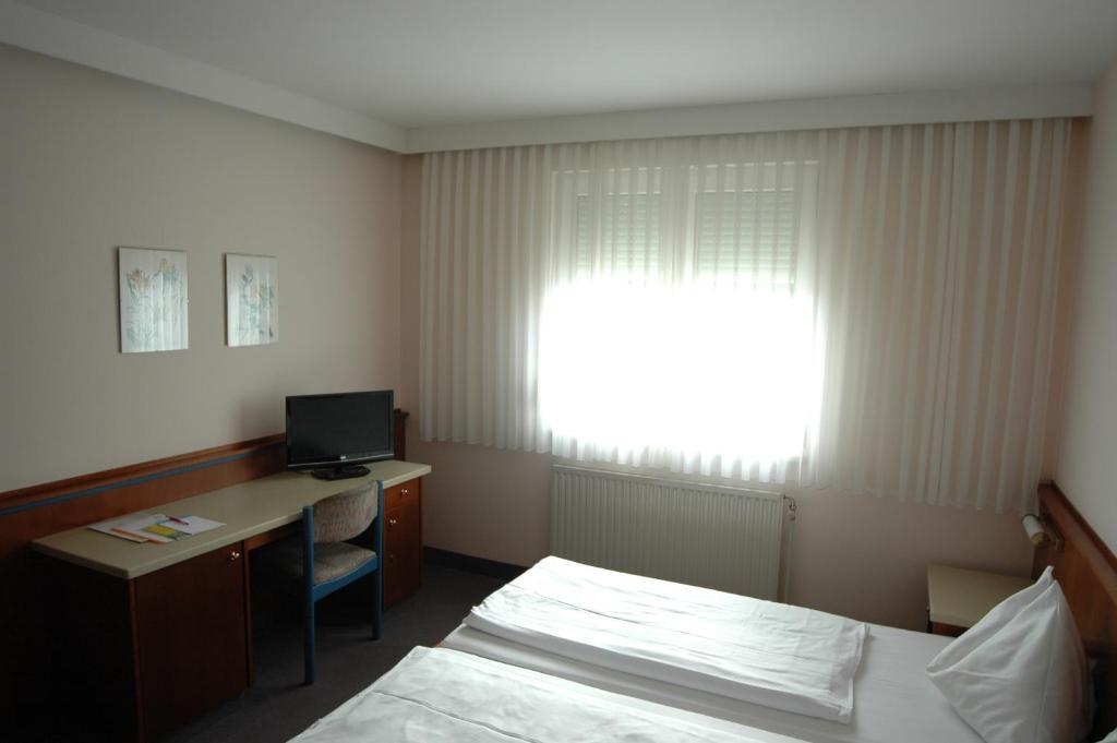 Couette-café Weber 3*